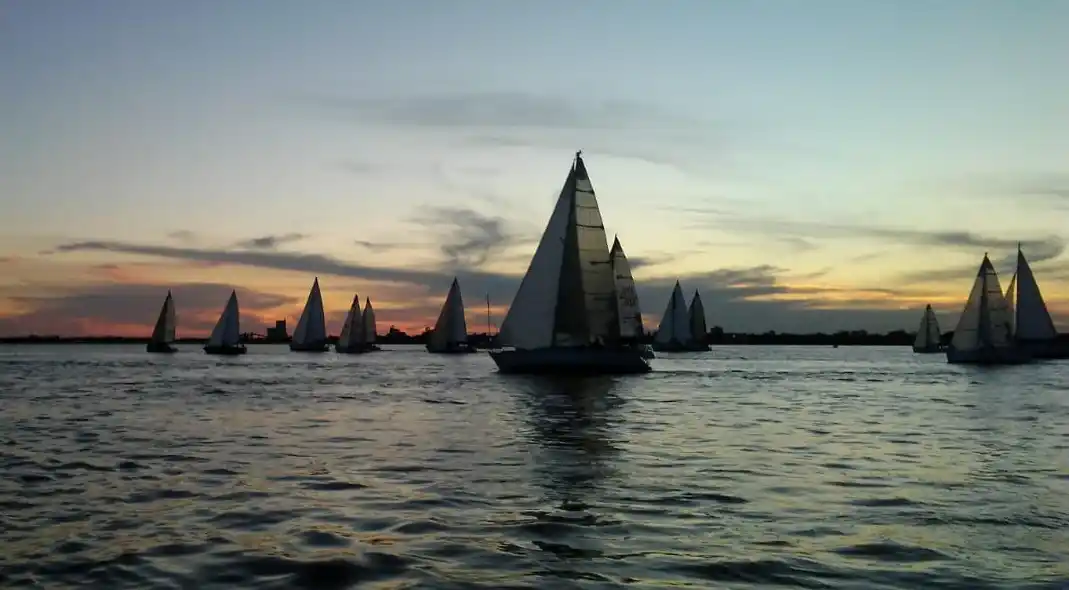 El "Caradura" se quedó con la 28va. Regata Internacional de Luna Llena