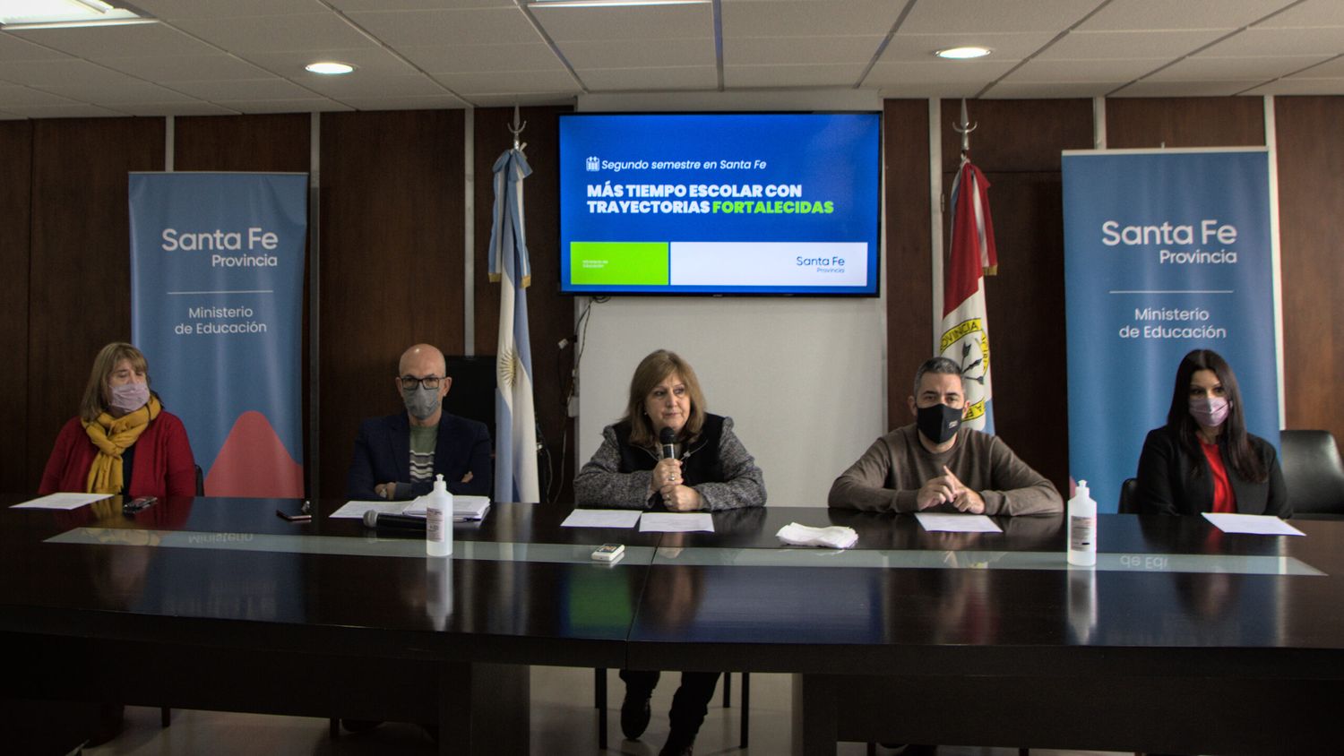 La Ministra Cantero apunta a un cursado presencial en todos los niveles