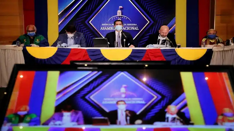 APOYO A LOS MAESTROS: Asamblea Nacional respalda protestas en el país y llama a la calle el 5 de octubre