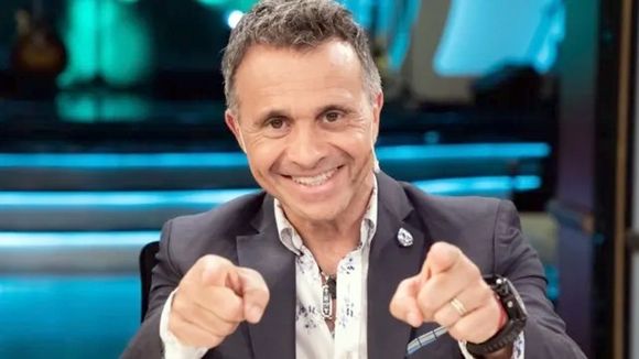 El susto en vivo de Sergio Lapegüe: qué le pasó al conductor en plena emisión
