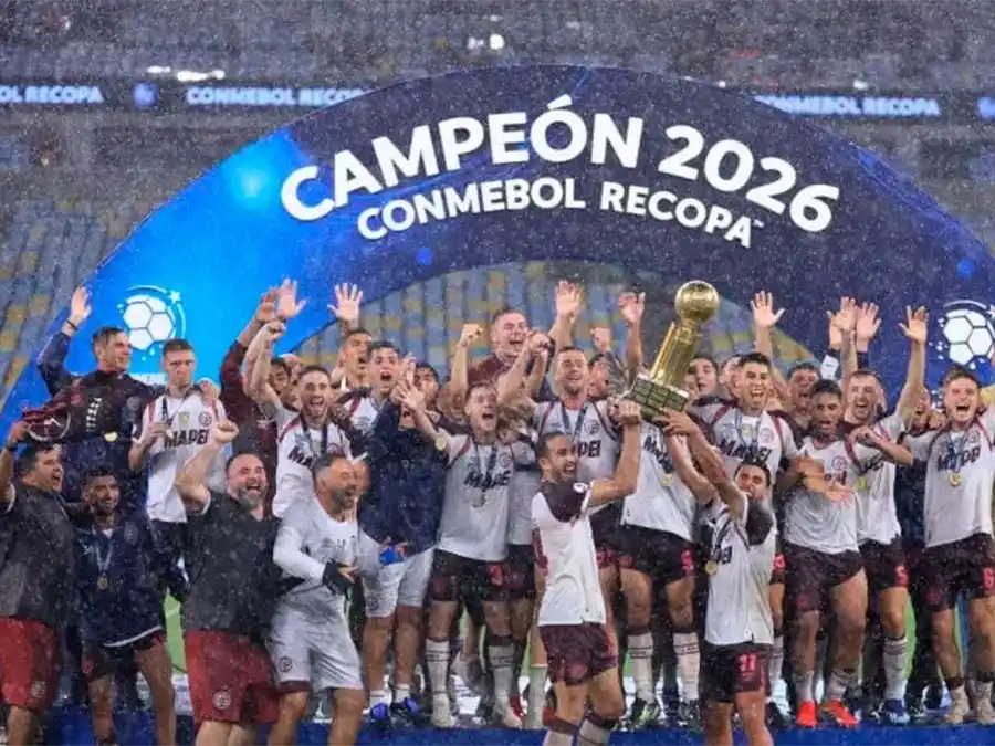 Otra estrella para Lanús, la Recopa Sudamericana (CONMEBOL).