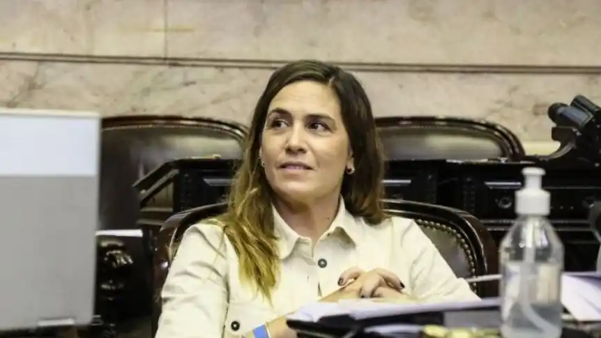 Jimena López diputada