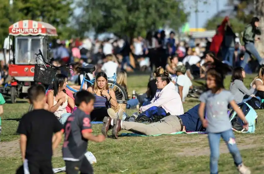 Domingo primaveral en Rosario: fresco por la mañana pero mucho calor a la tarde