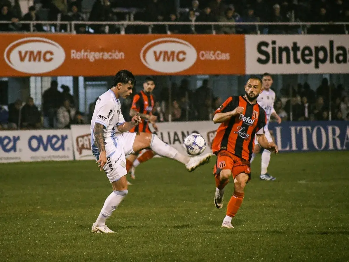 Atlético no pudo quebrar el cero ante Defensores y dejó pasar una buena chance en Rafaela