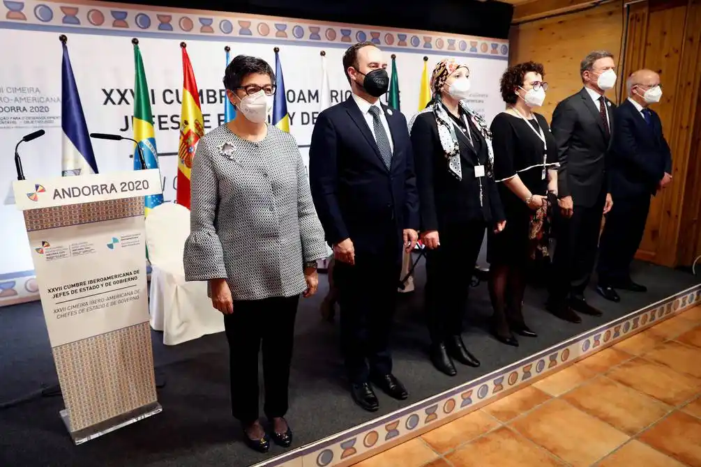 Iberoamérica pidió un reparto más justo de vacunas y financiamiento ante la crisis