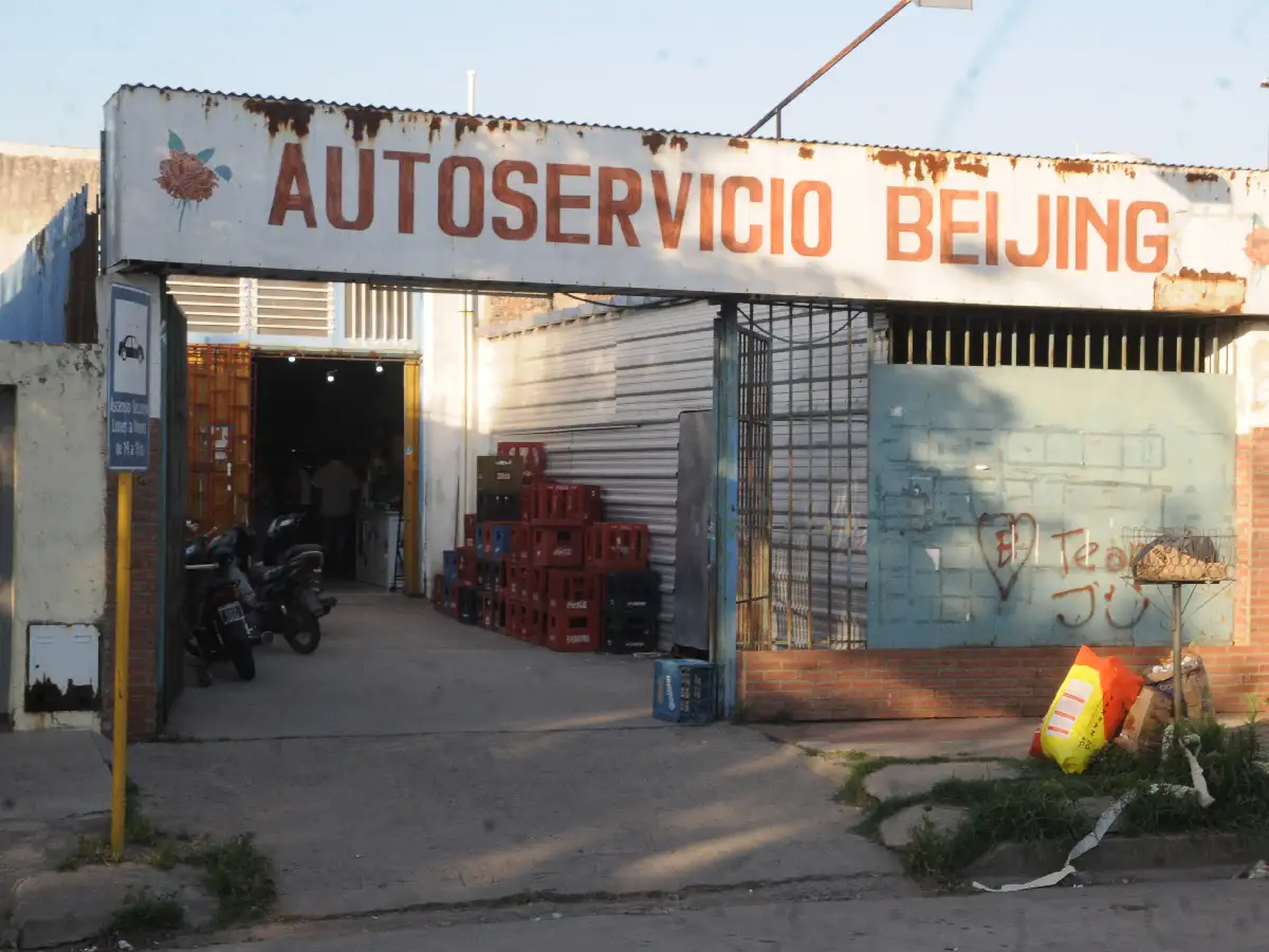 Frustran un robo a un supermercado chino y  detienen a dos hermanos