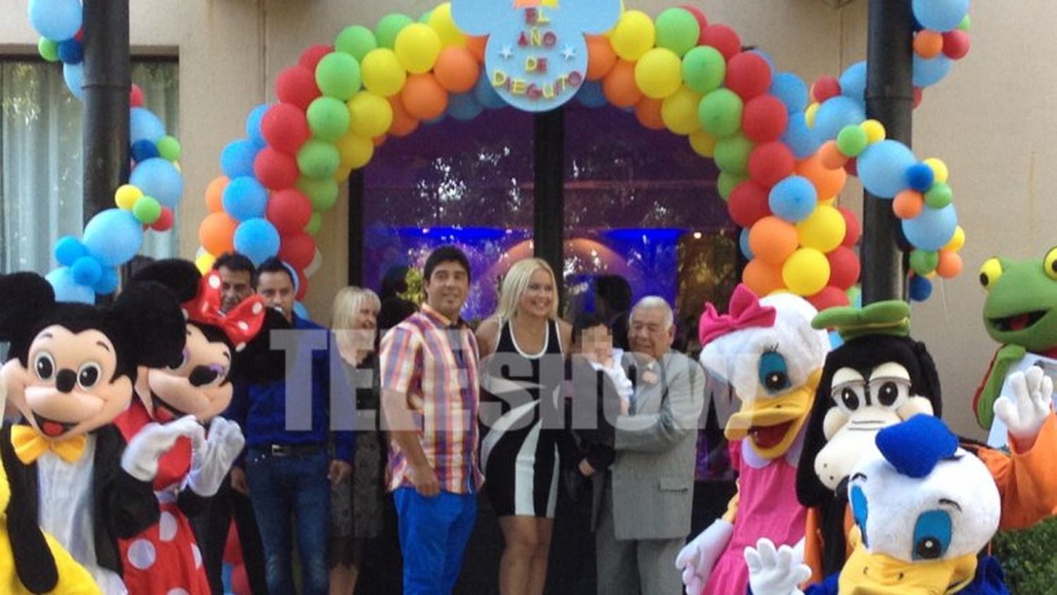 Verónica Ojeda celebró el cumpleaños de su hijo junto a Don Diego