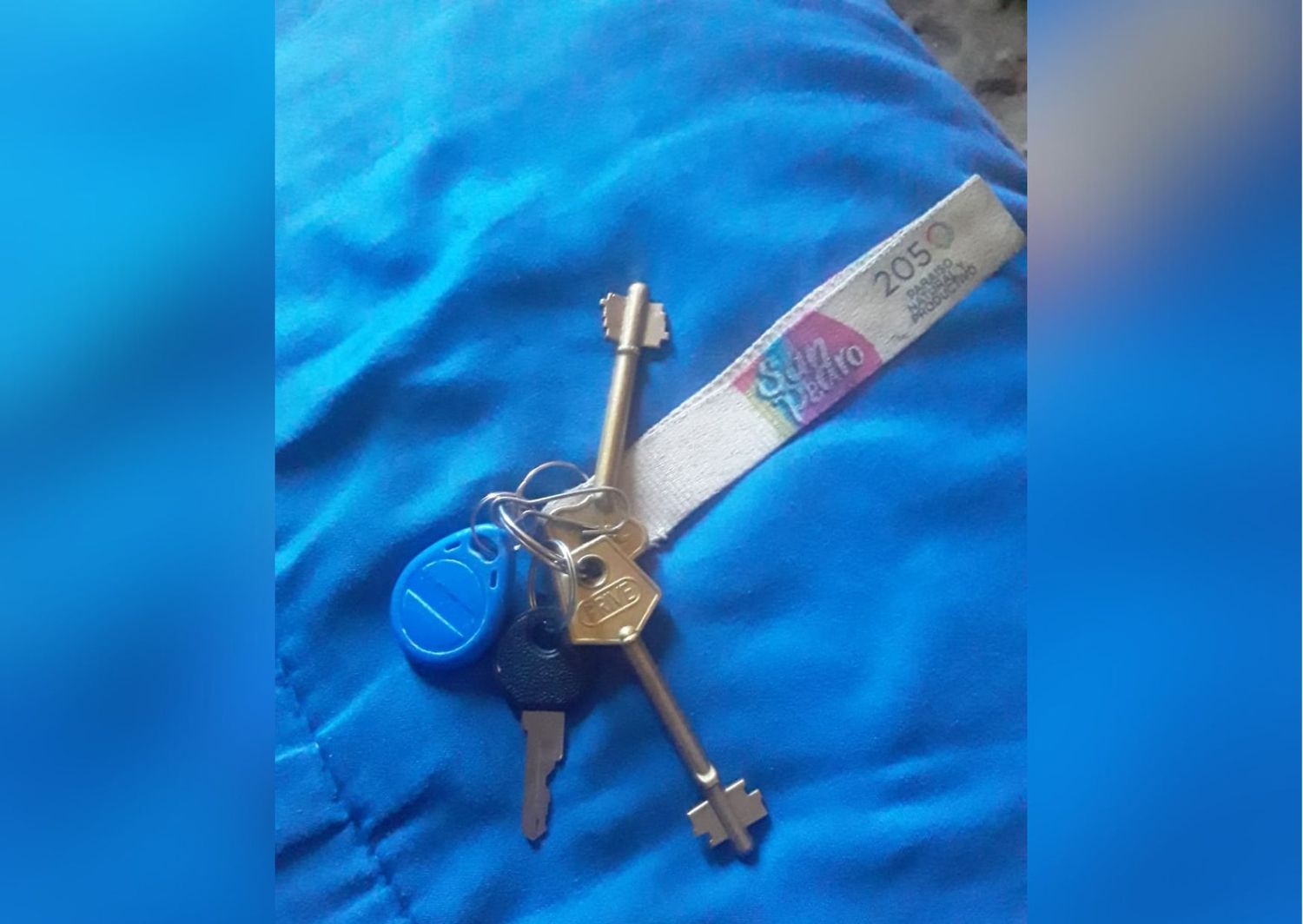 Llaves halladas en calle Rómulo Naón