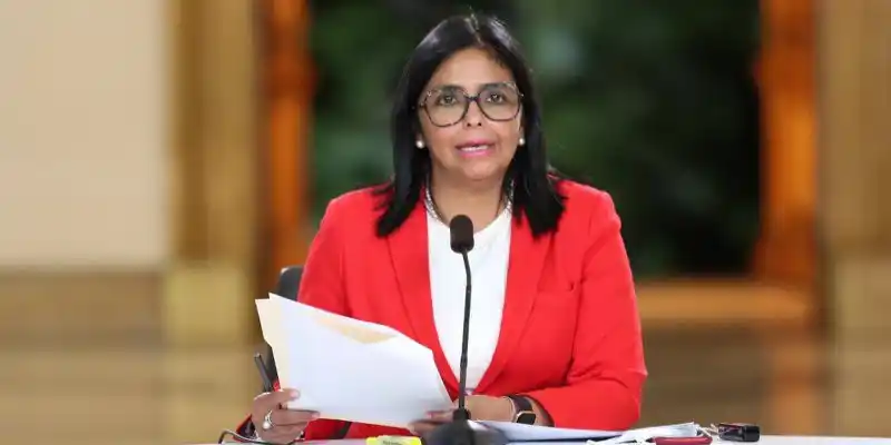 DELCY dice que «es indiferente» reconocimiento internacional a elecciones