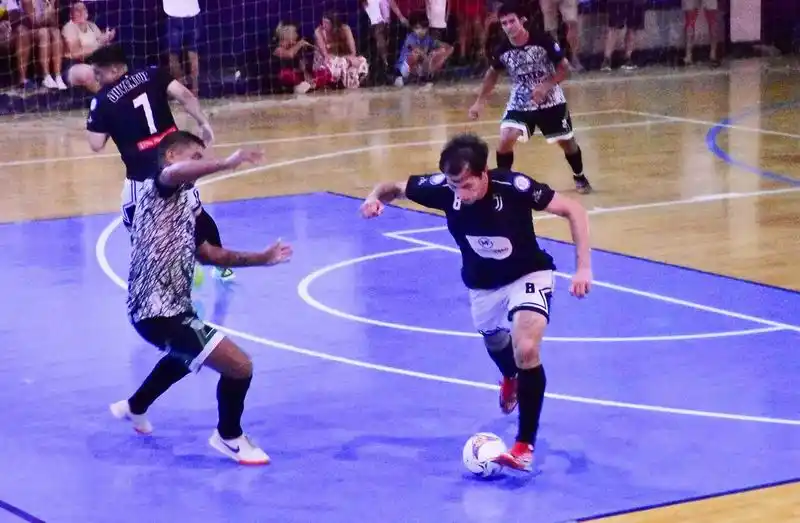 Juventud sacó ventaja en
la final de ida ante Sanagus