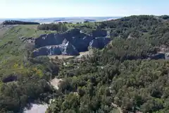 Canteras abandonadas, millones de pesos en juego y un pasivo ambiental para el futuro