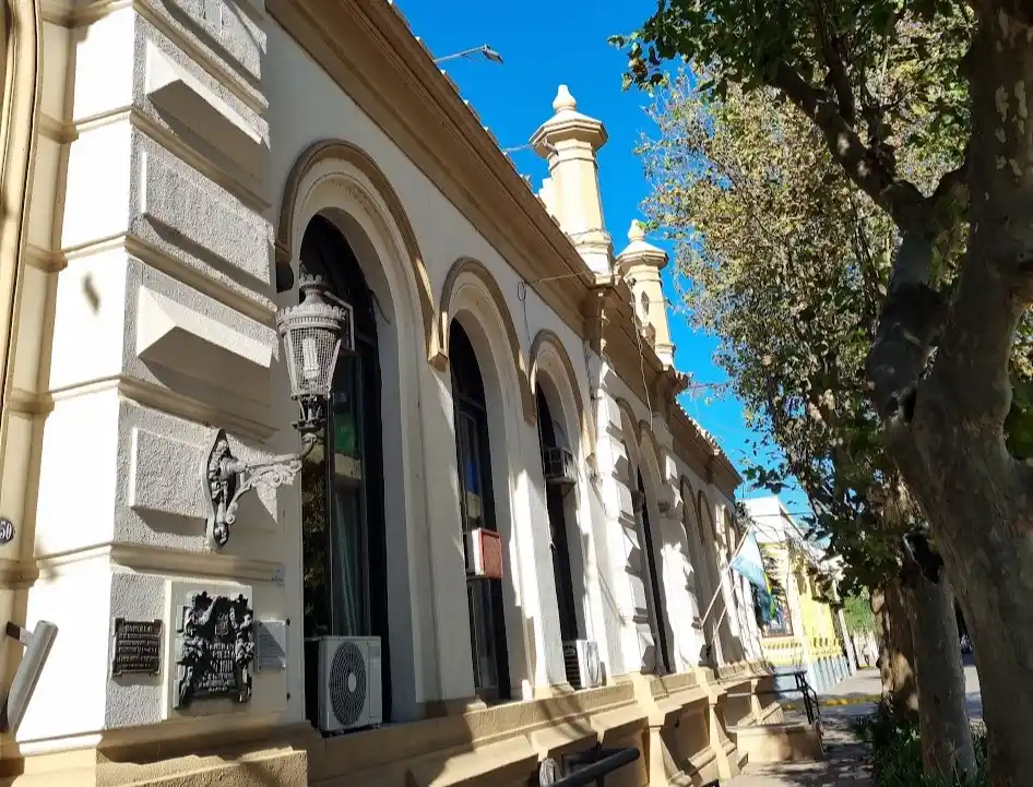 La imagen que registró el lunes La Opinión desde el edificio municipal sin percibir que minutos antes se había desatado el caos.