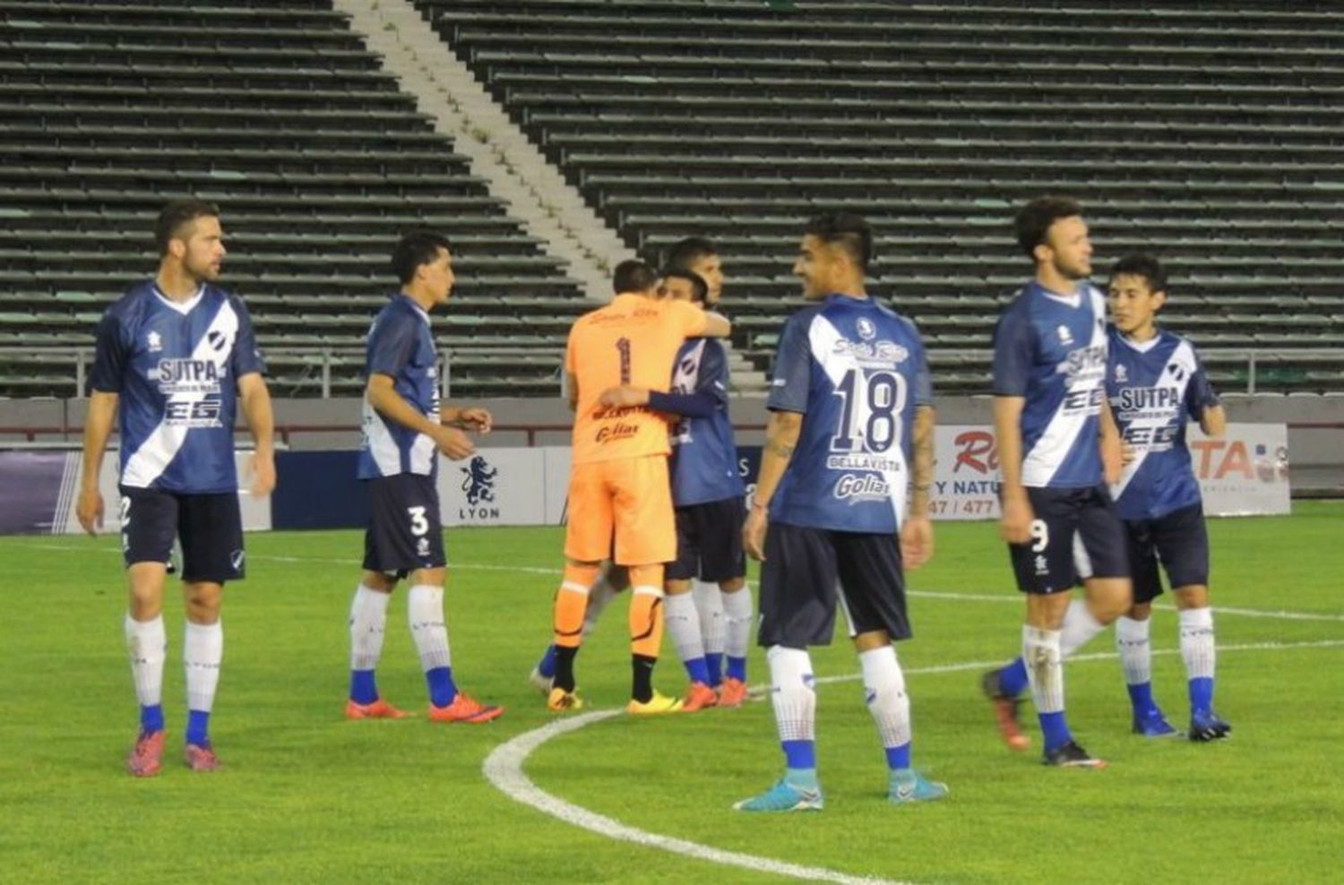Alvarado y un empate con sabor a poco