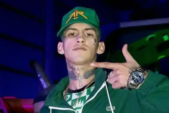 Con la ausencia de su ex y su hija Jamaica, L-Gante celebró sus 24 años con una tremenda fiesta