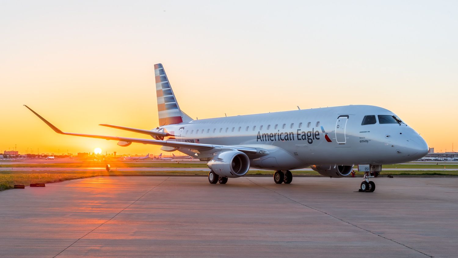 American Airlines ordenó 19  Embraer 175/170 para su aerolínea regional Envoy Air