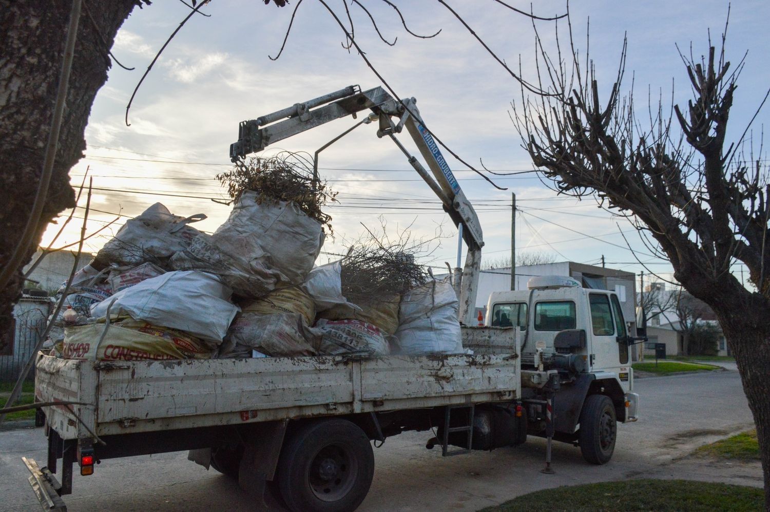Cuadrillas del municipio recorrerán los barrios prestando servicios.