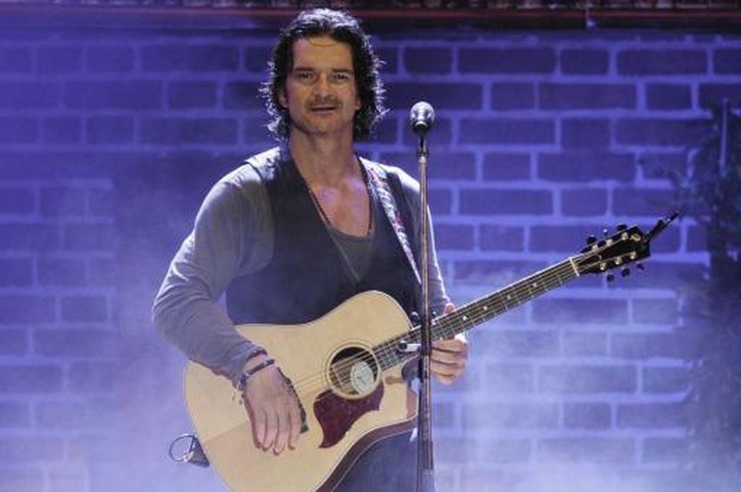 Arjona tendrá su película y llegará a la Argentina en octubre