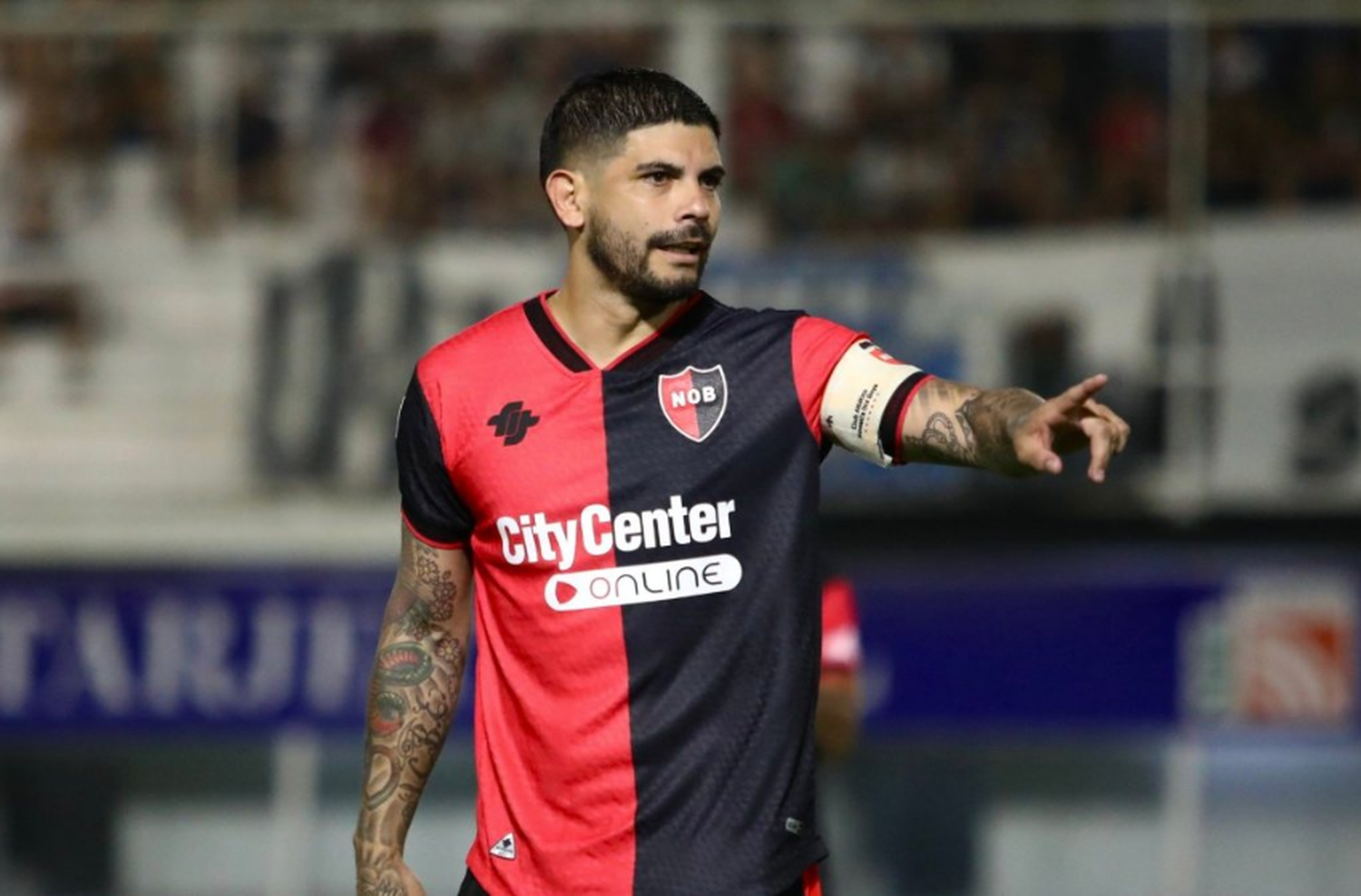 Newell's: Ever Banega podría perderse el clásico por una lesión muscular