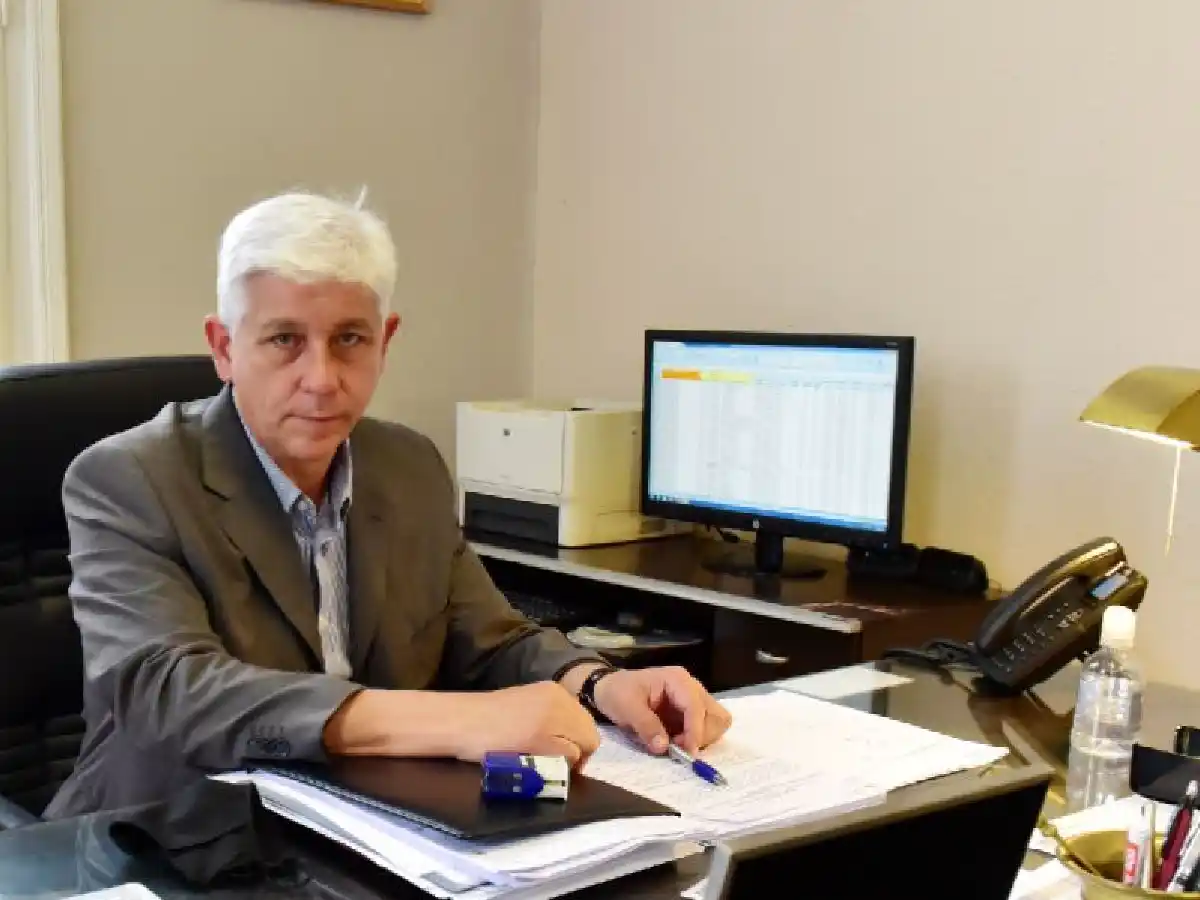 Tras su condena, Luis Viaut fue destituido de su cargo