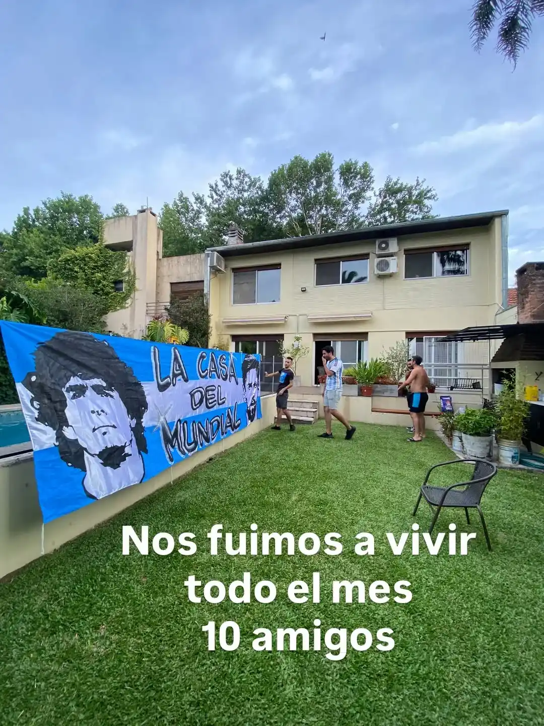 “Queríamos tener una casa del Mundial”: la historia de 20 amigos que repiten la experiencia
