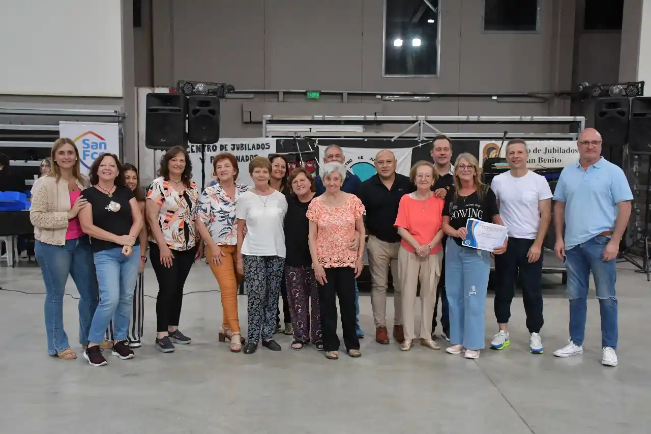 La entrega de certificados se realizó en el Superdomo