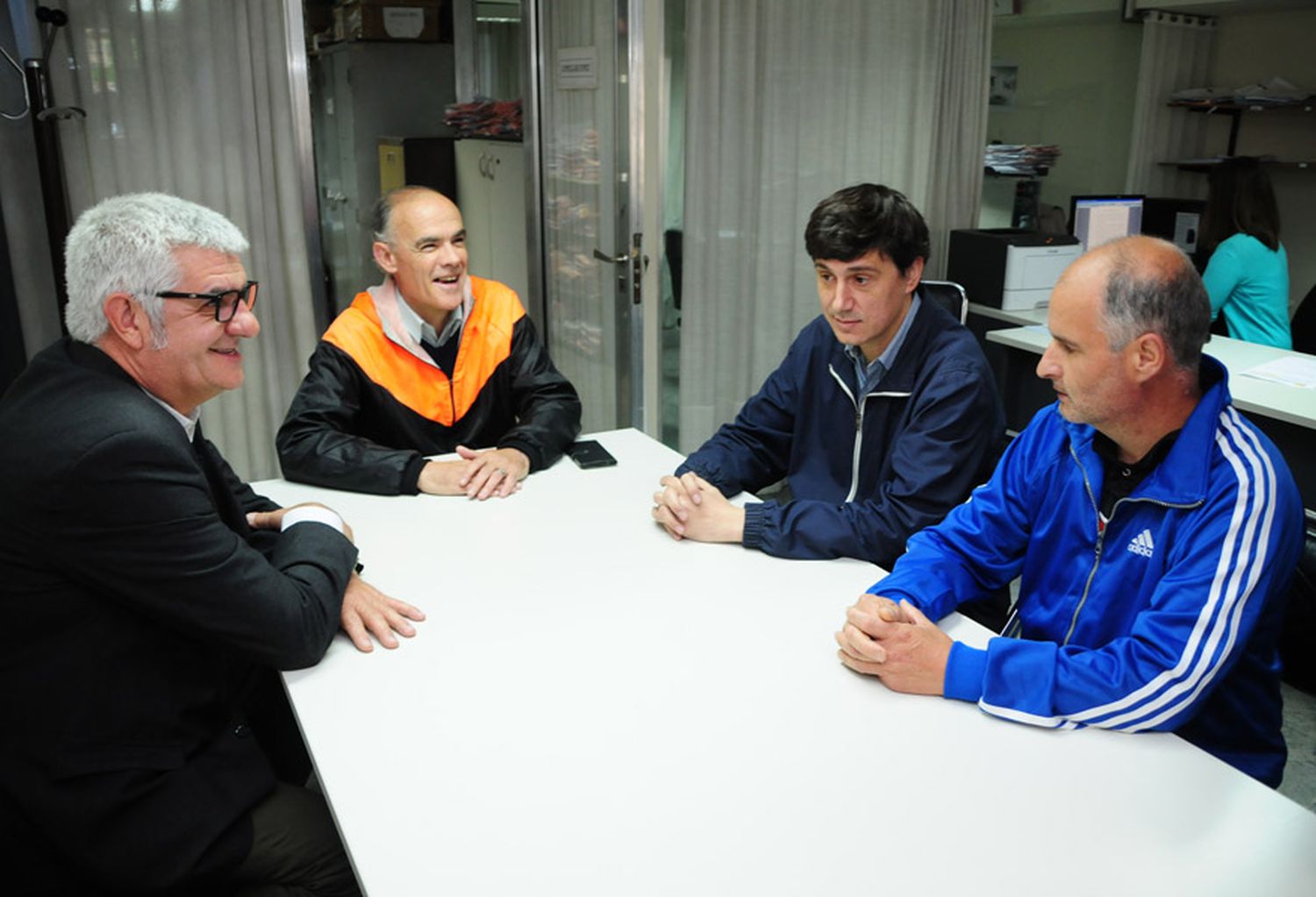 El Ejecutivo ratificó su propuesta a los municipales y descartó un bono de fin de año