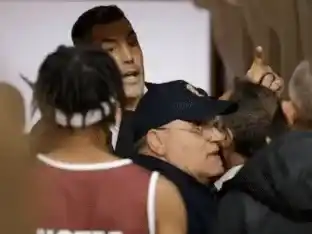 Luis Scola fue agredido en un partido de básquet en Italia