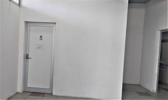 Nueva Terminal, viejos problemas: se tapó el baño de hombres y lo clausuraron