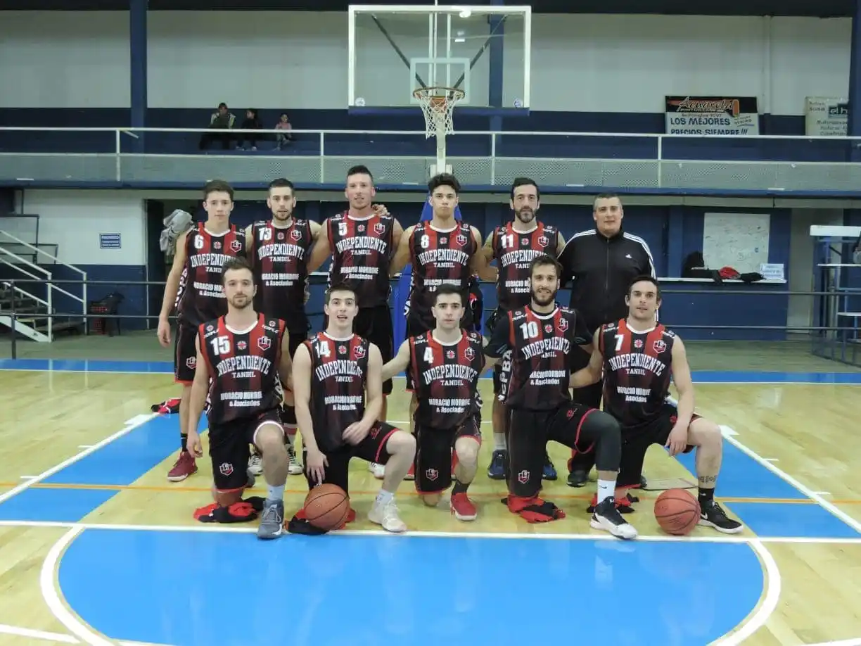 Independiente cortó la racha del líder Racing