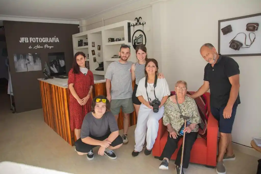 Nació el estudio de fotografía JFB