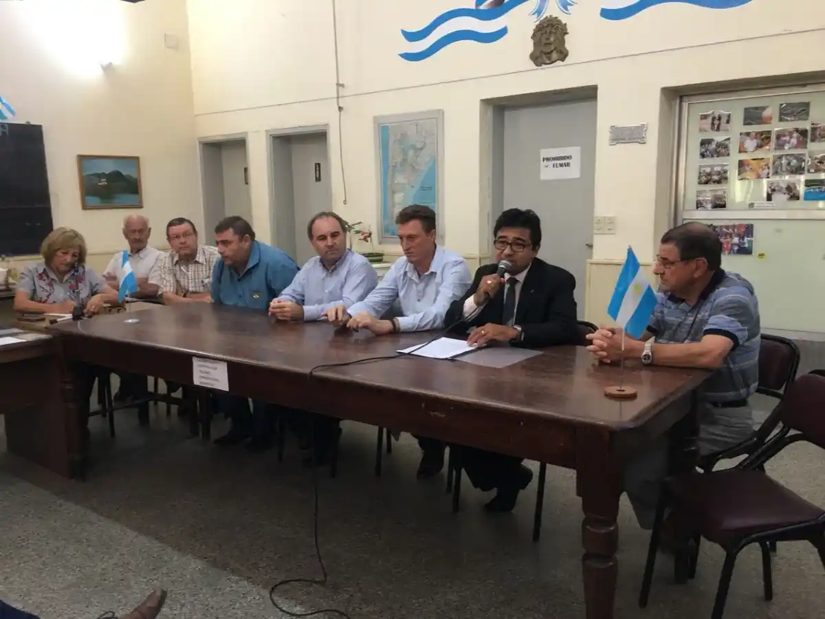 Con la promesa de más beneficios, anunciaron talleres en la Casa del Jubilado