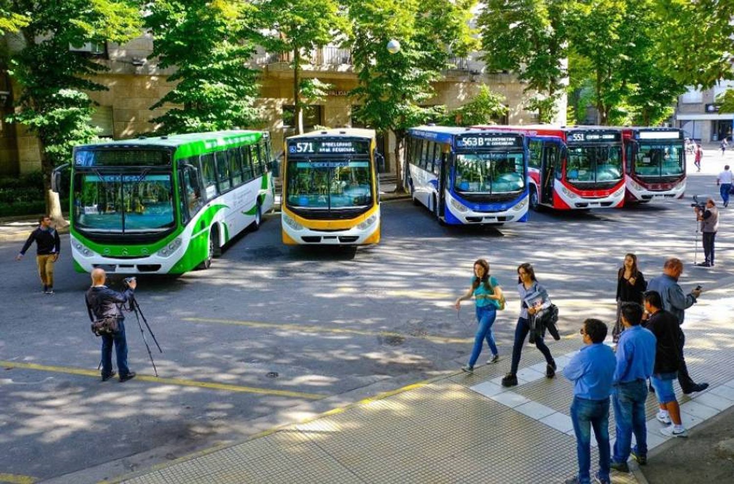 Piso bajo en colectivos: "Es algo que tendría que estar desde junio"