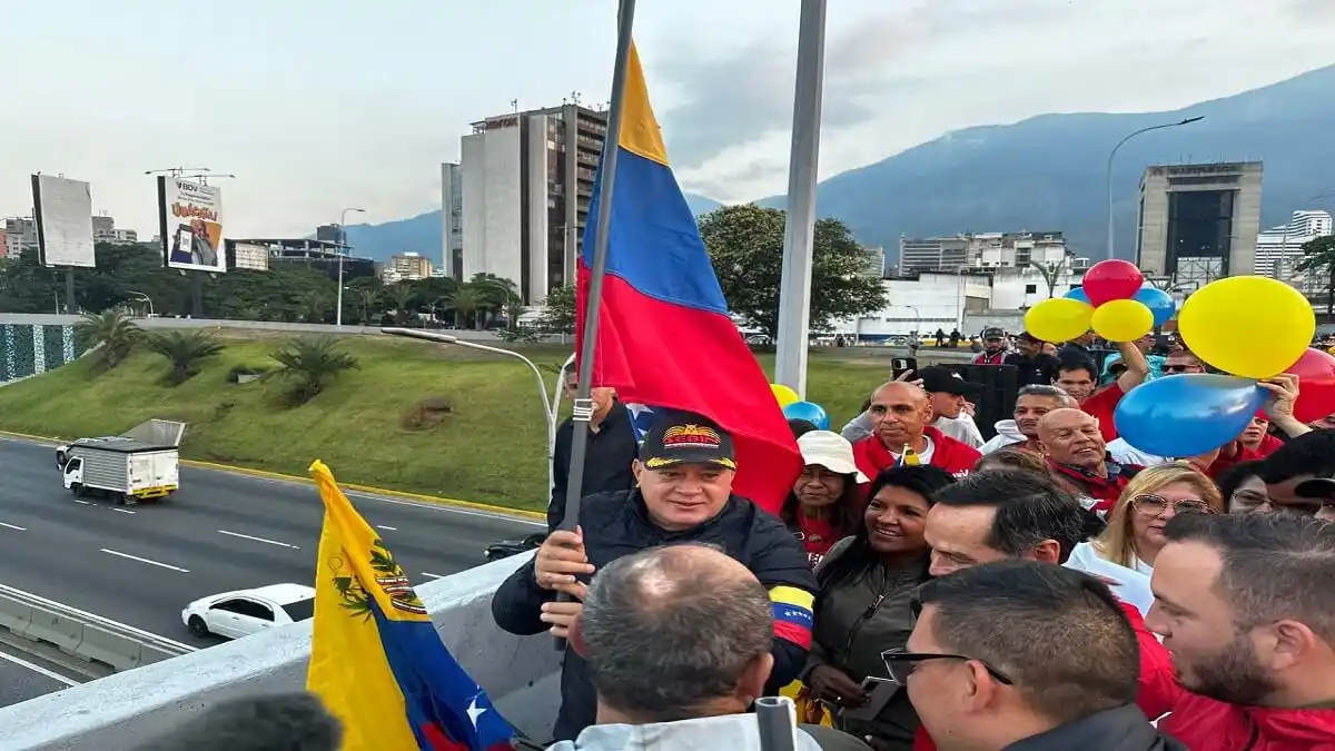 CONMEMORAN 5 años del “intento de golpe del 30 de abril de 2019”: Diosdado madrugó y “tomó” el distribuidor Altamira