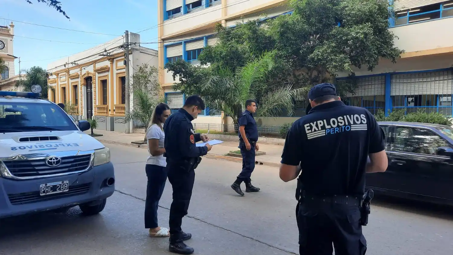 brigada antiexplosivos escuela socorro