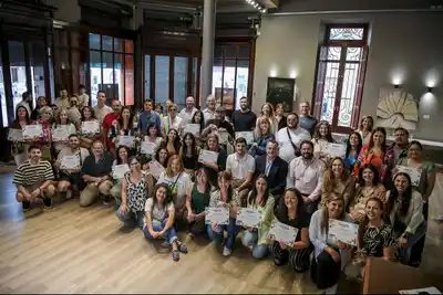 Rumbo a la Diseña Paraná: entregaron certificados a emprendedores en el cierre del ciclo de capacitaciones 2025