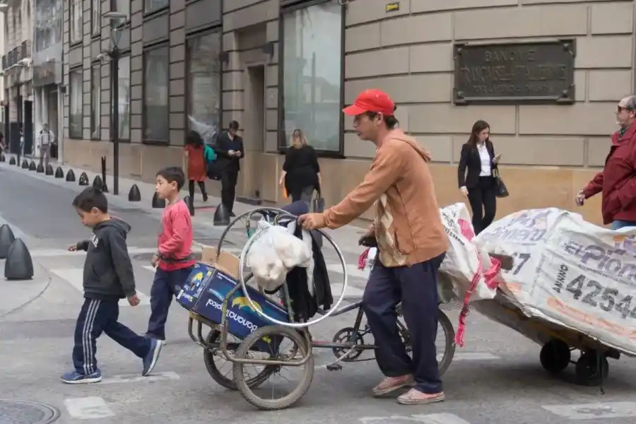 Estiman que la pobreza superará las cifras del peor momento de la pandemia