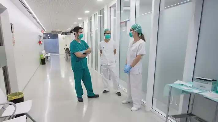 Médicos venezolanos se ponen a disposición de España para frenar expansión del coronavirus