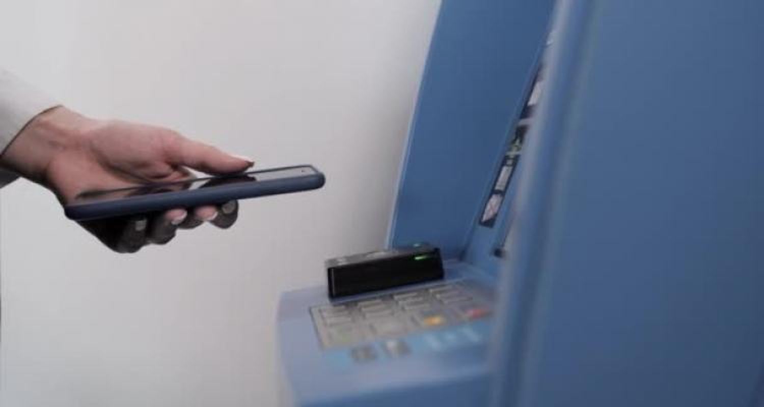Otro intento de estafa telefónica: tenían todos los datos de su celular y querían que vaya a un cajero automático