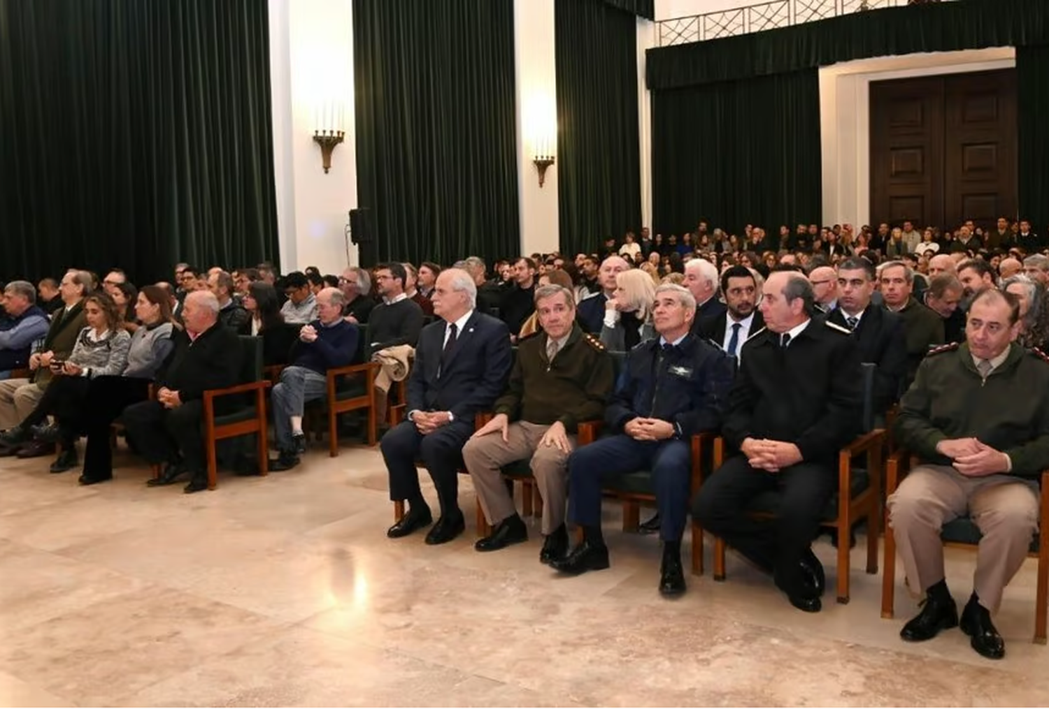 Taiana resaltó la importancia de que Argentina tenga Fuerzas Armadas y una estrategia de defensa