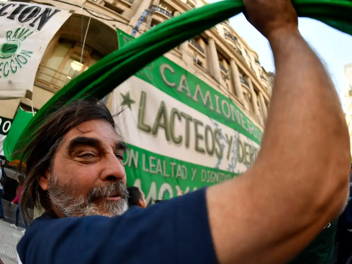 Camioneros ratificó la continuidad de la huelga en SanCor