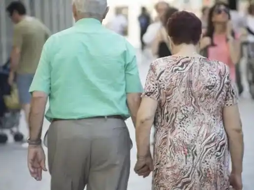 La Santa Sede pidió proteger la dignidad de las personas mayores