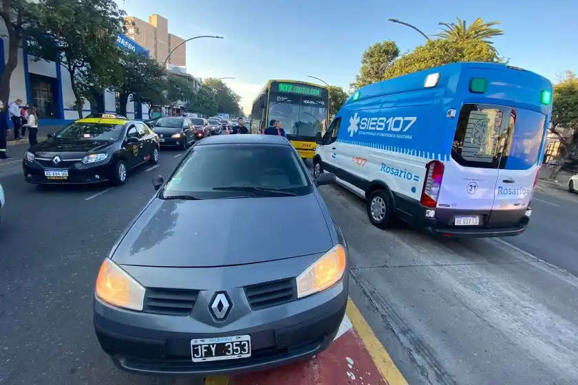 Fuerte choque en cadena en zona norte: 8 pasajeros de un colectivo resultaron heridos