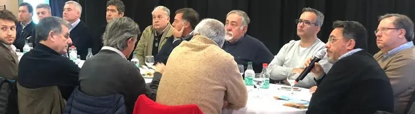 Reunión de empresarios de la región