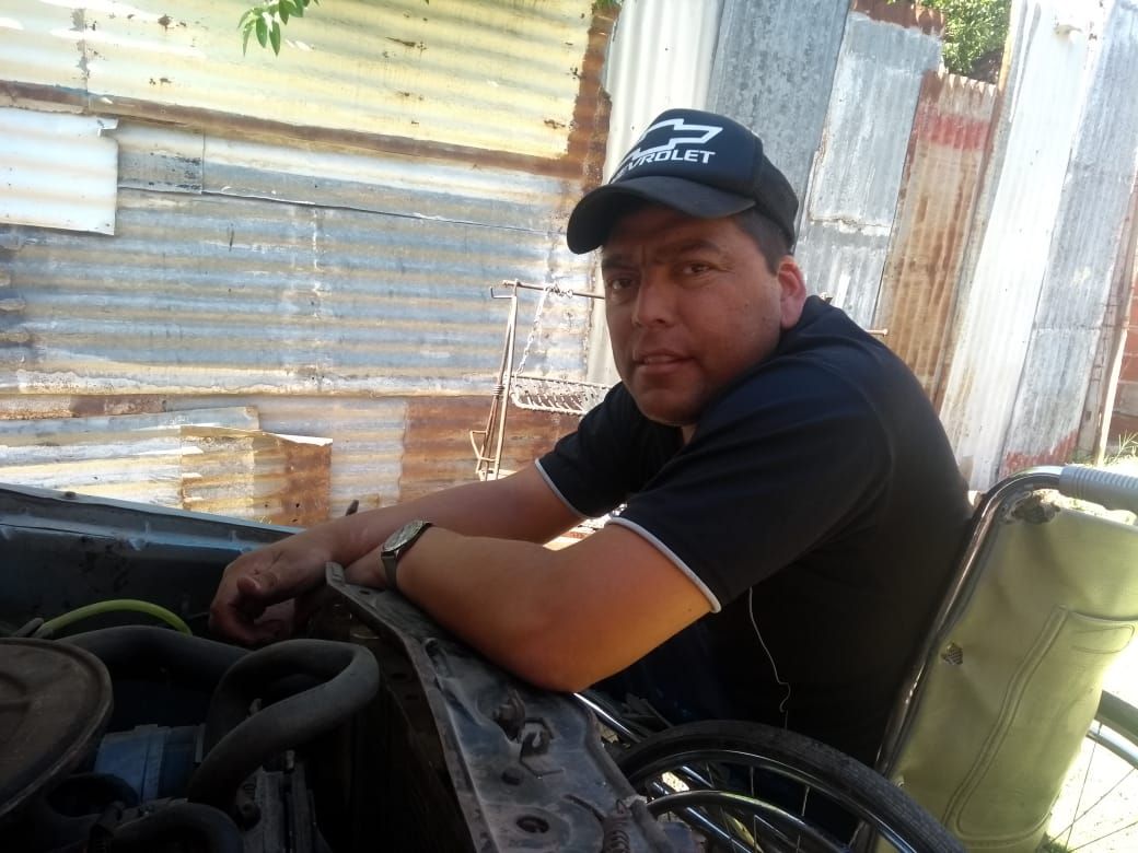 “Se bajaron de un Corsa verde y me quemaron el auto”
