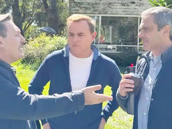 Michel se reunió con el periodista Paulo Kablan y con el exintendente Erro