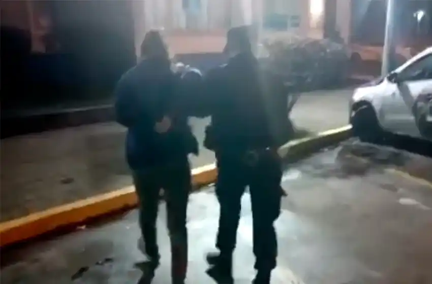 Le robaron el celular y luego le pedían $ 6 mil para devolvérselo