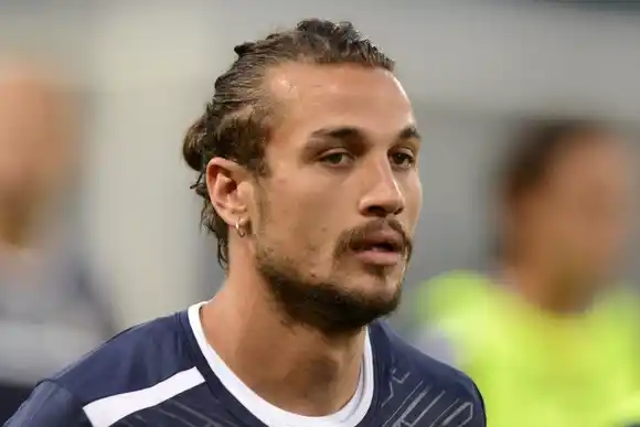 Denunciaron al exfutbolista Daniel Osvaldo por agredir a su hijo de 18 años