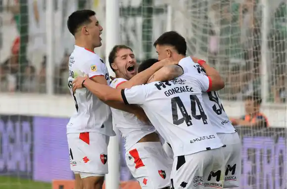 Triunfo que ilusiona: Newell’s le ganó a Sarmiento en Junín y depende de si mismo para entrar a los play off