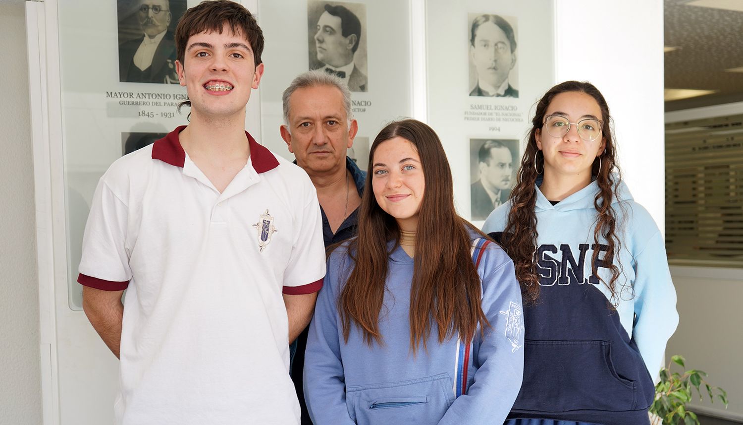 En Ecos Diarios. Facundo Galván, María Clara Giqueaux, Julieta Rodríguez y Pablo Martínez