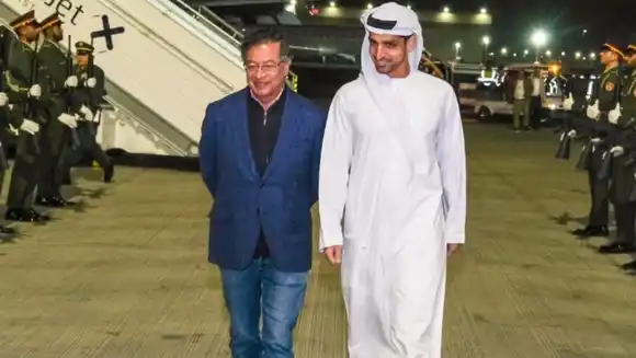 ¿GABINETE SIN PUERTAS? Hasta el MINISTRO DE DEFENSA le renunció a Petro